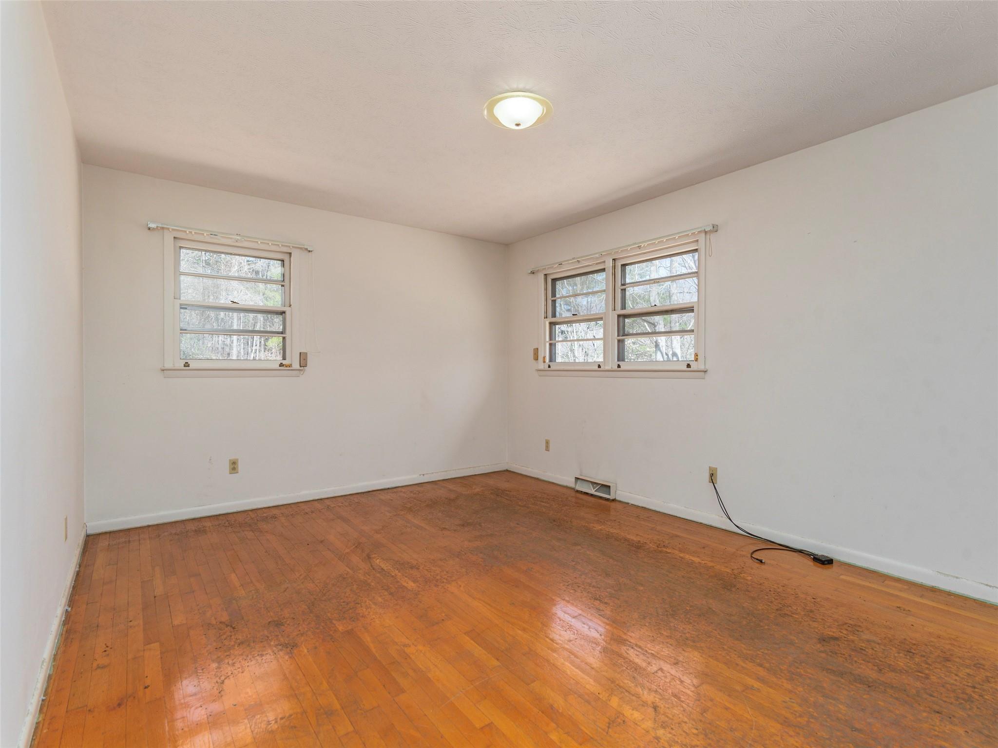 2168 Riceville Road Asheville NC 28805