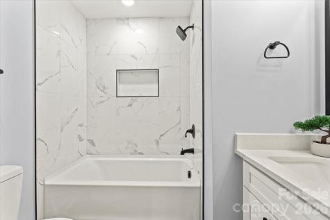 533 Crowell Avenue Statesville NC 28677