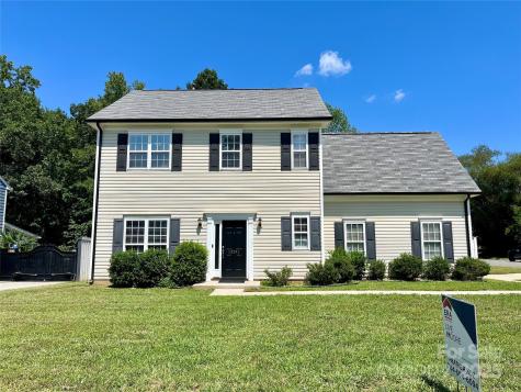 13241 Woodland Farm Drive Charlotte NC 28215