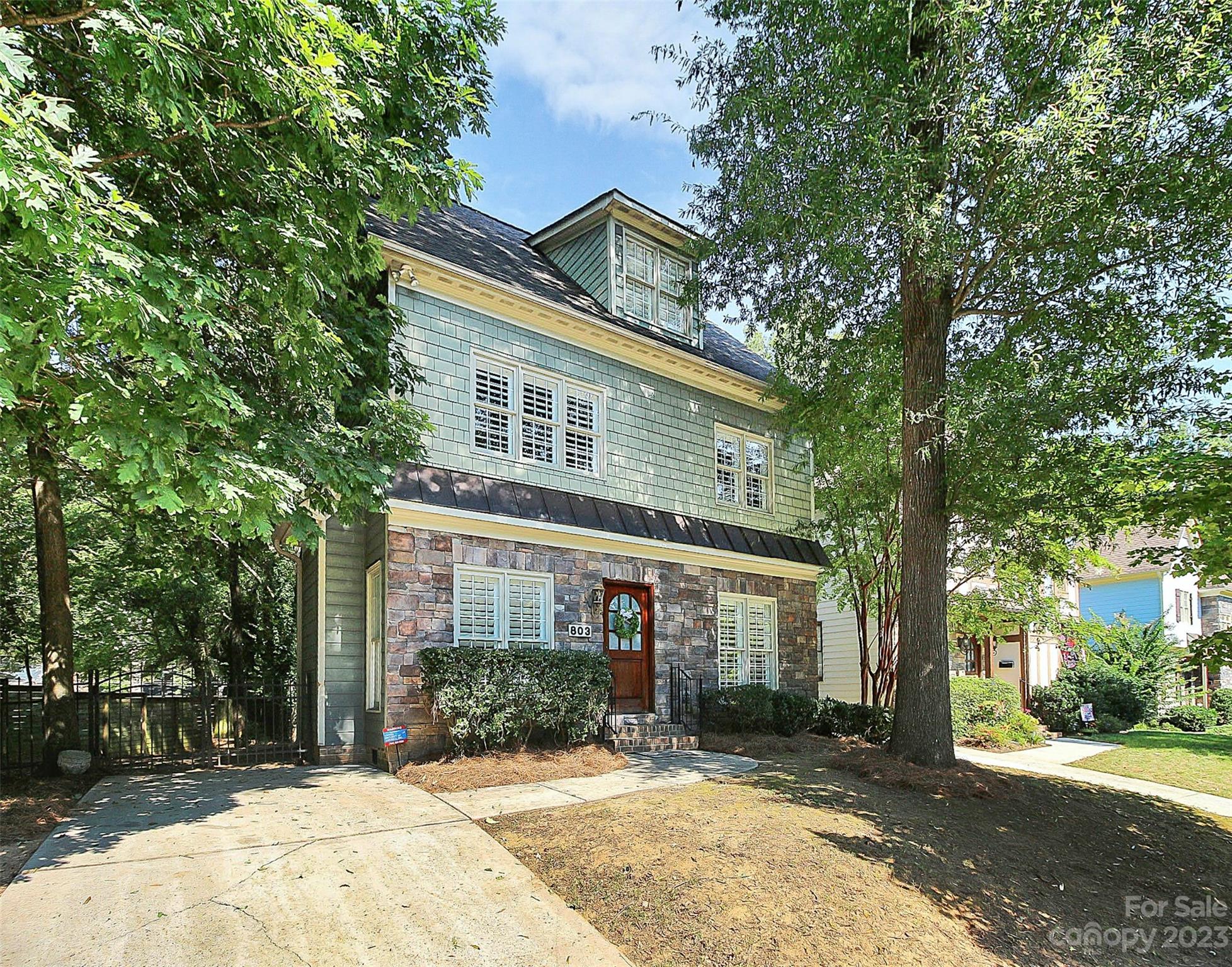 803 Isabel Court Charlotte NC 28211