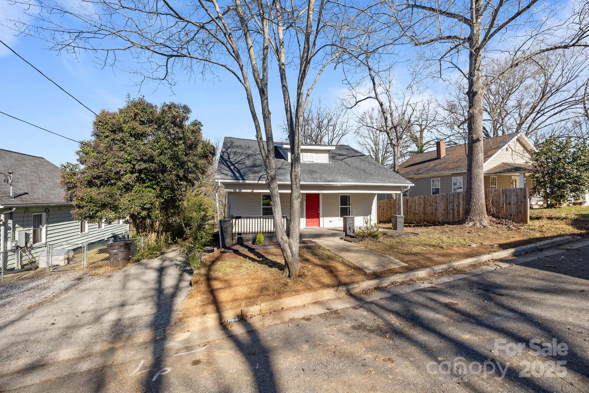 934 Cherry Street Statesville NC 28677