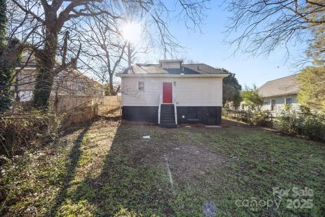 934 Cherry Street Statesville NC 28677