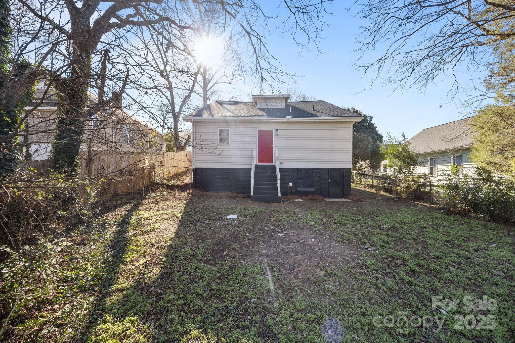 934 Cherry Street Statesville NC 28677