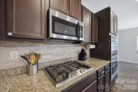 7612 Tanglewood Way Denver NC 28037