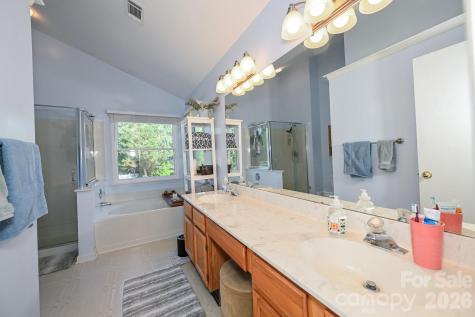 9101 Castlebay Drive Charlotte NC 28277
