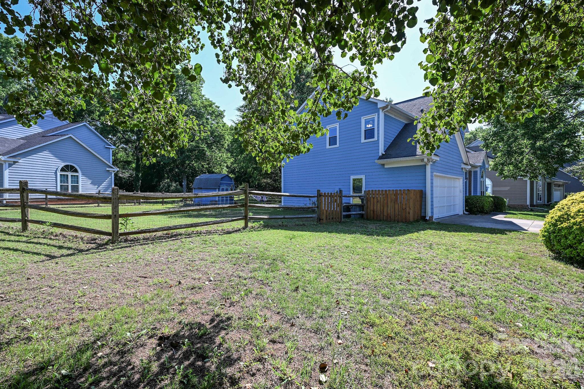 9101 Castlebay Drive Charlotte NC 28277