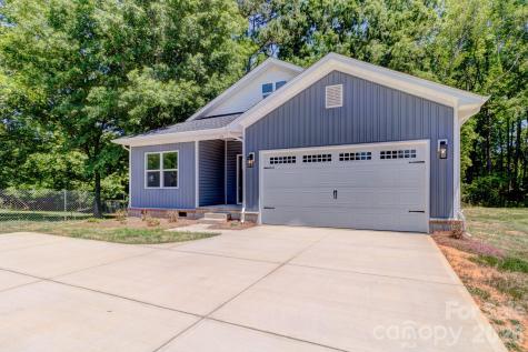 315 S Pink Street Cherryville NC 28021