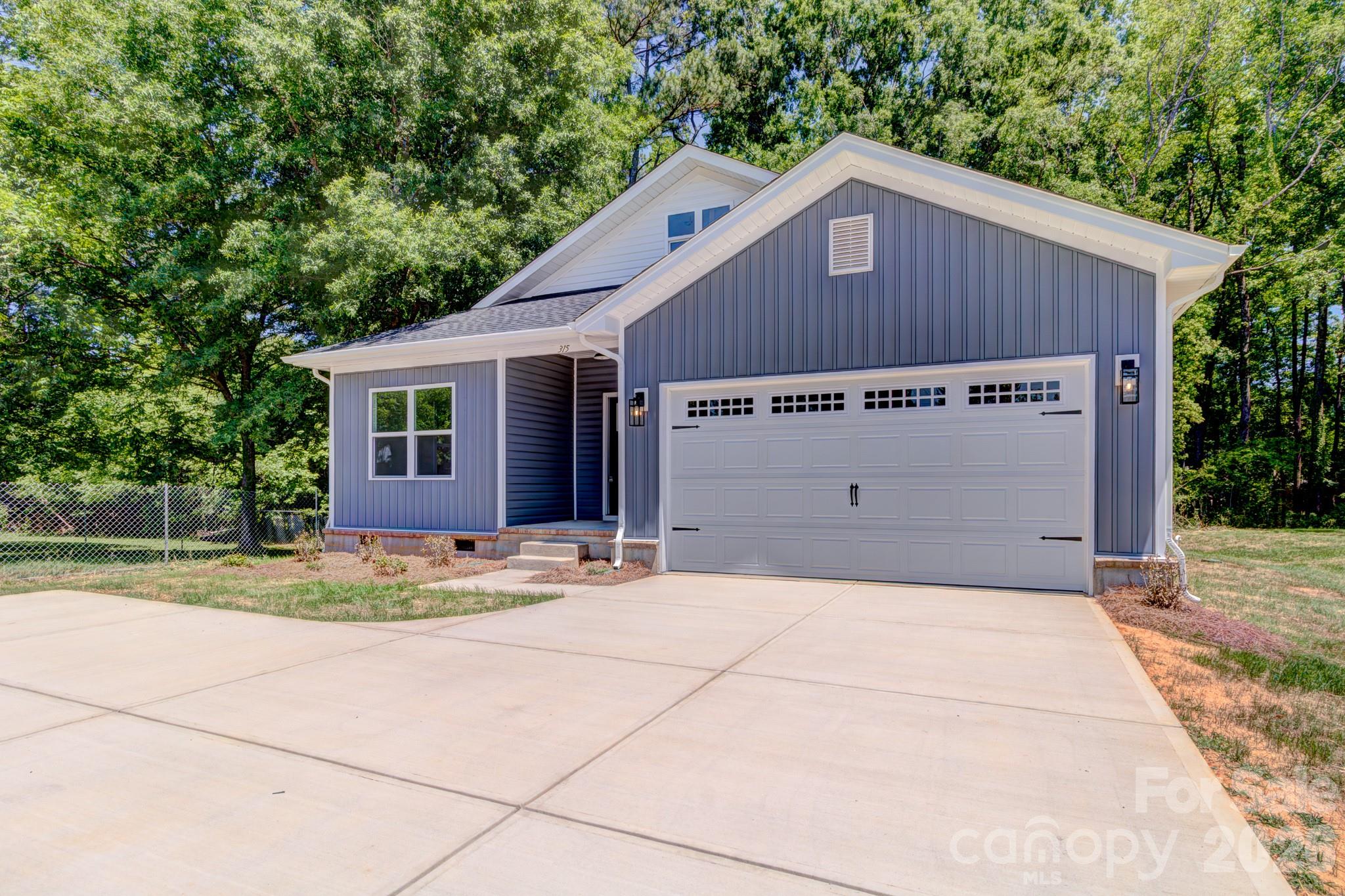 315 S Pink Street Cherryville NC 28021