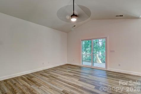 315 S Pink Street Cherryville NC 28021