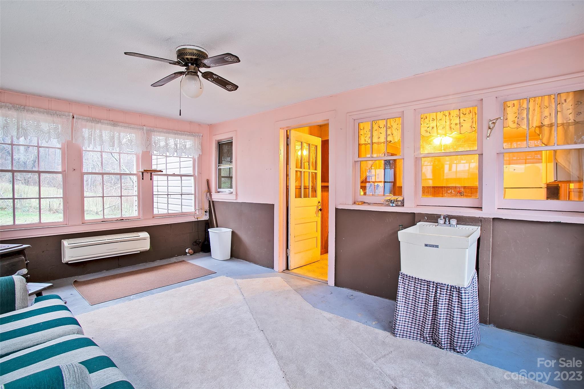 67 Mcdaris Cove Road Weaverville NC 28787