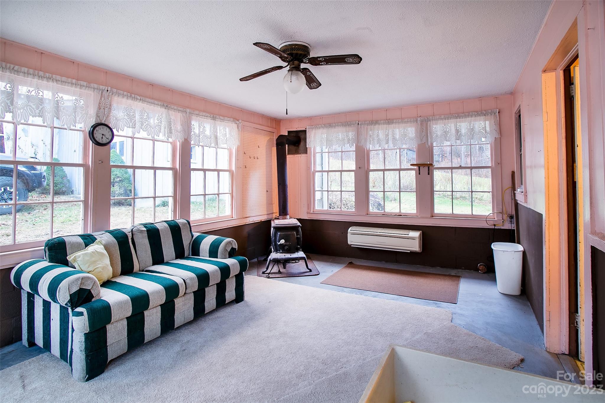 67 Mcdaris Cove Road Weaverville NC 28787