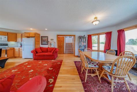 216 Deer Track Lane Sparta NC 28675