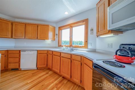 216 Deer Track Lane Sparta NC 28675