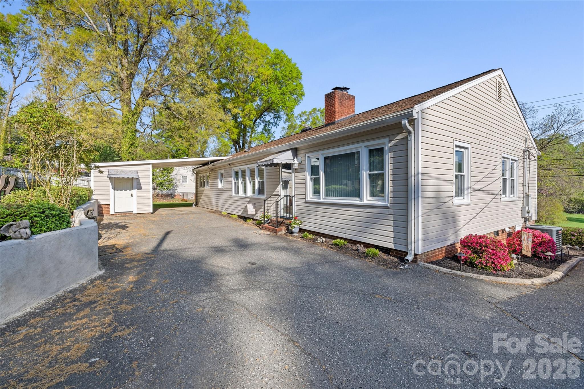 839 W Garrison Boulevard Gastonia NC 28052