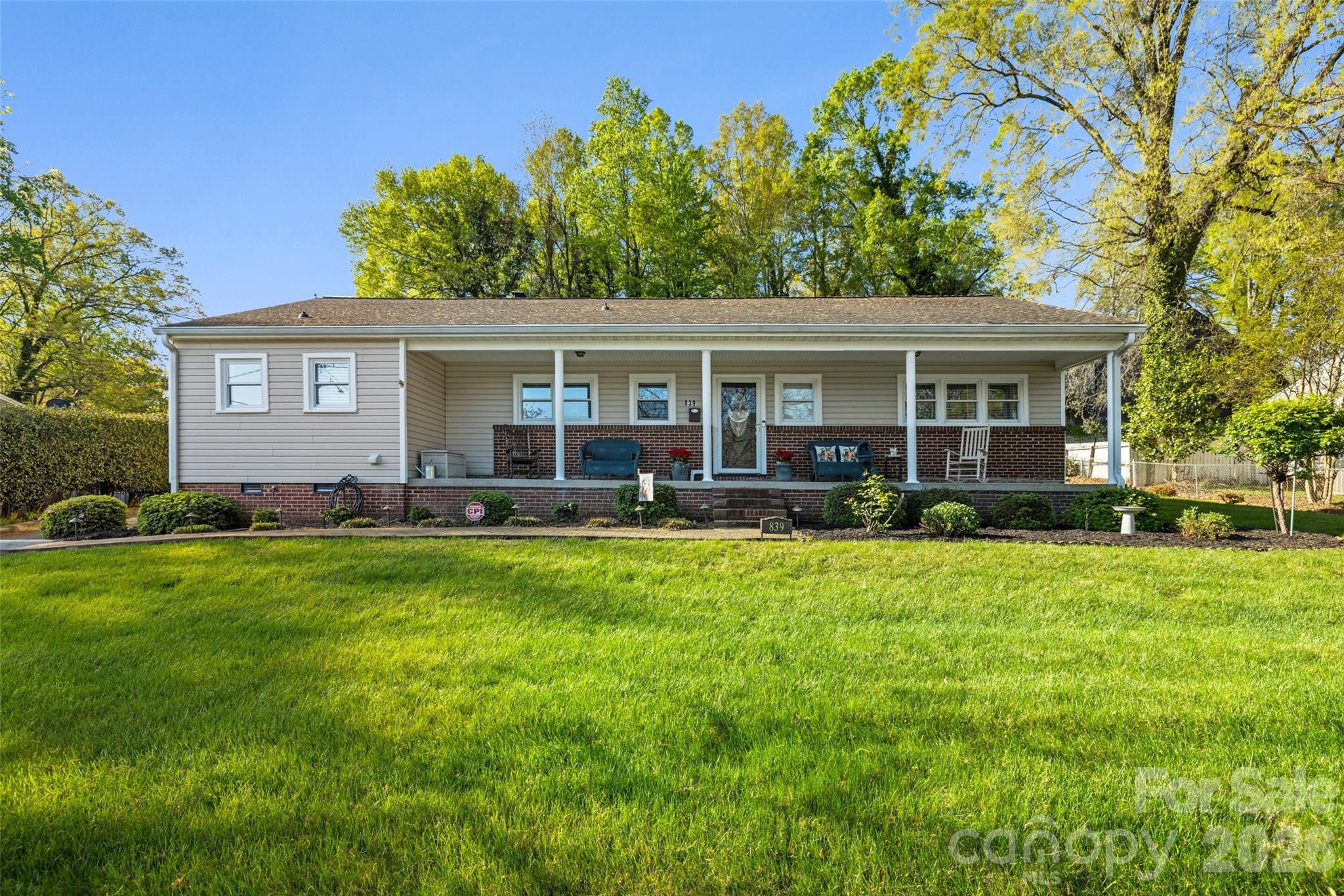 839 W Garrison Boulevard Gastonia NC 28052