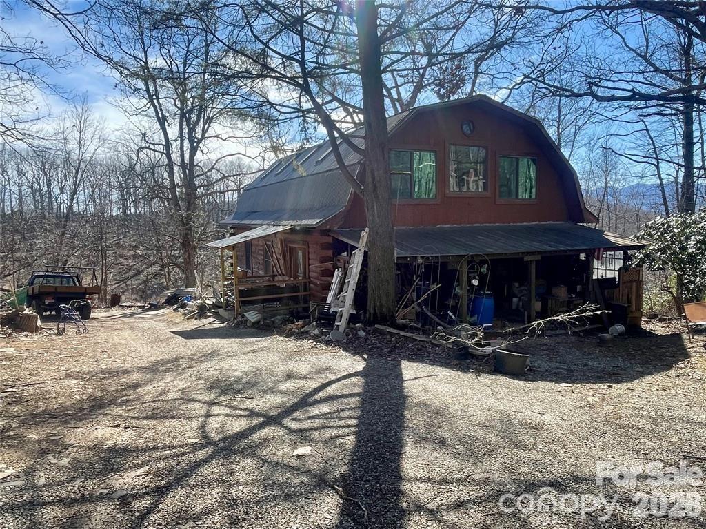 705 Doc Howell Road Spruce Pine NC 28777