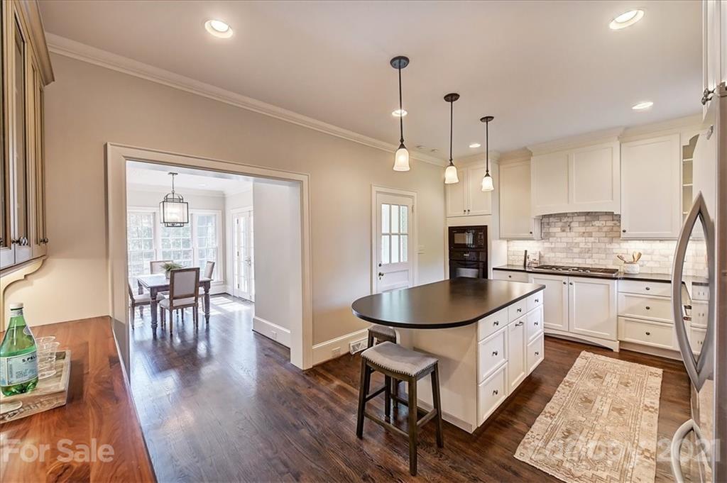 2328 Mecklenburg Avenue Charlotte NC 28205