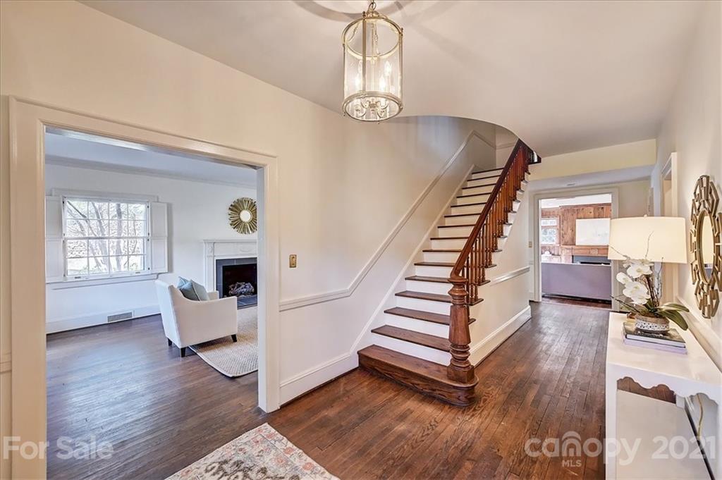 2328 Mecklenburg Avenue Charlotte NC 28205