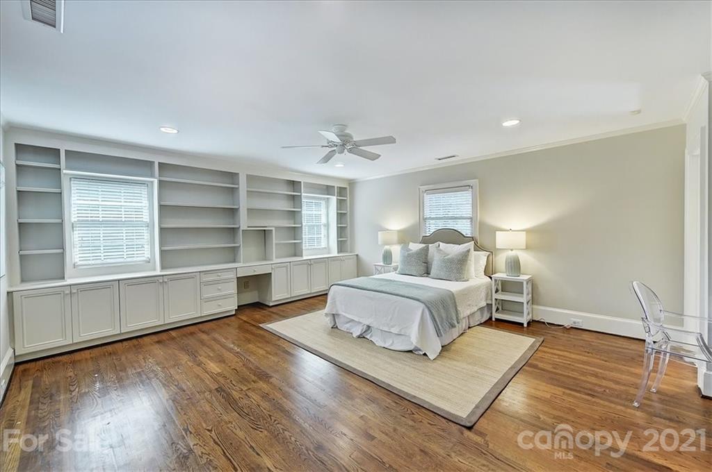 2328 Mecklenburg Avenue Charlotte NC 28205