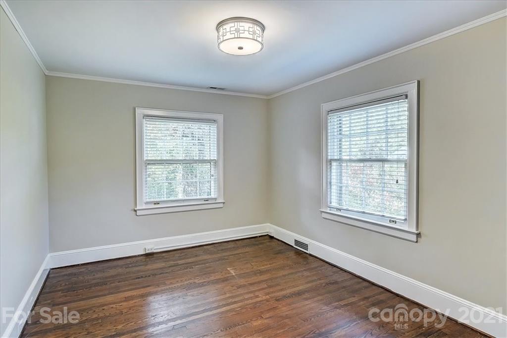 2328 Mecklenburg Avenue Charlotte NC 28205