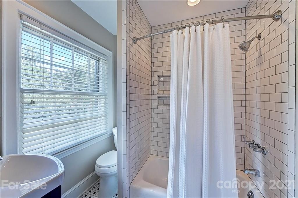 2328 Mecklenburg Avenue Charlotte NC 28205