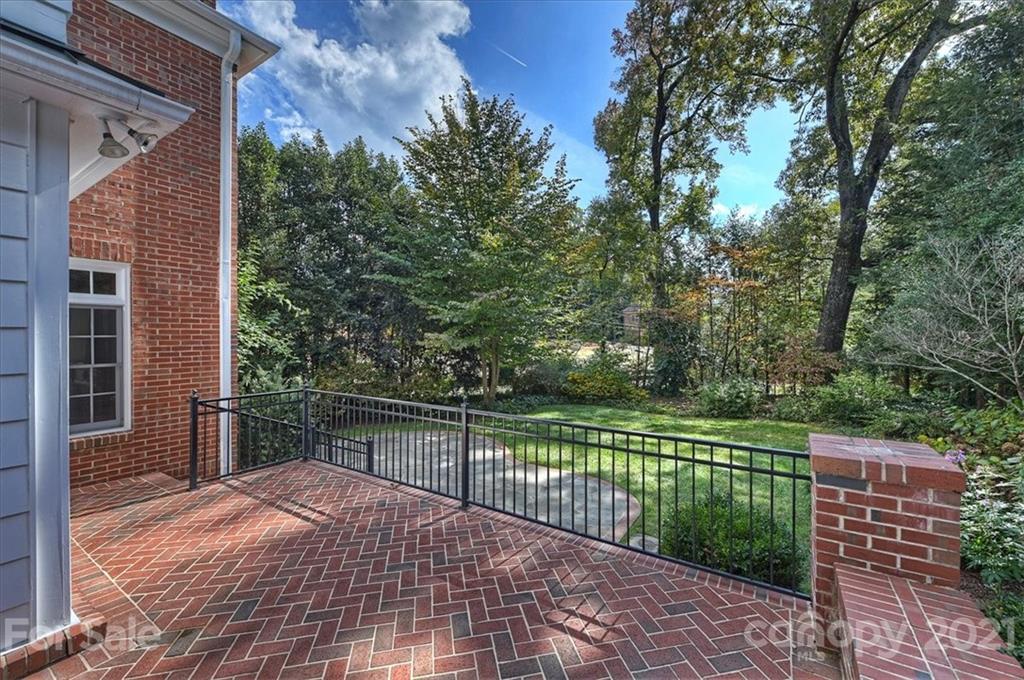 2328 Mecklenburg Avenue Charlotte NC 28205