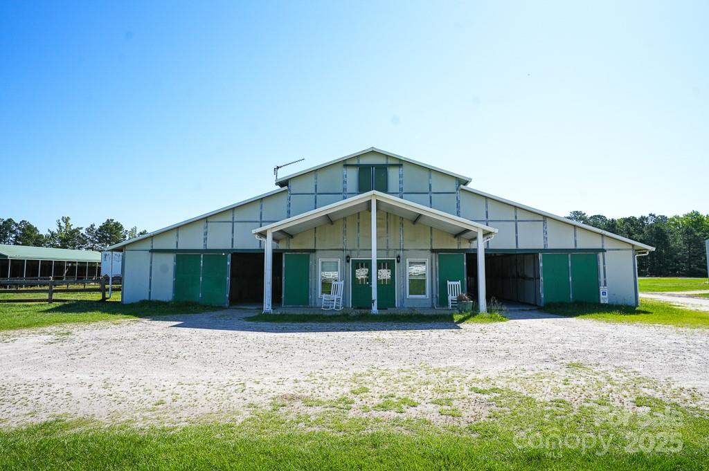 9141 Hasty Road Laurinburg NC 28352