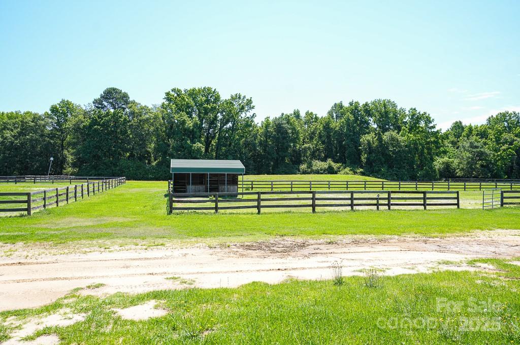 9141 Hasty Road Laurinburg NC 28352