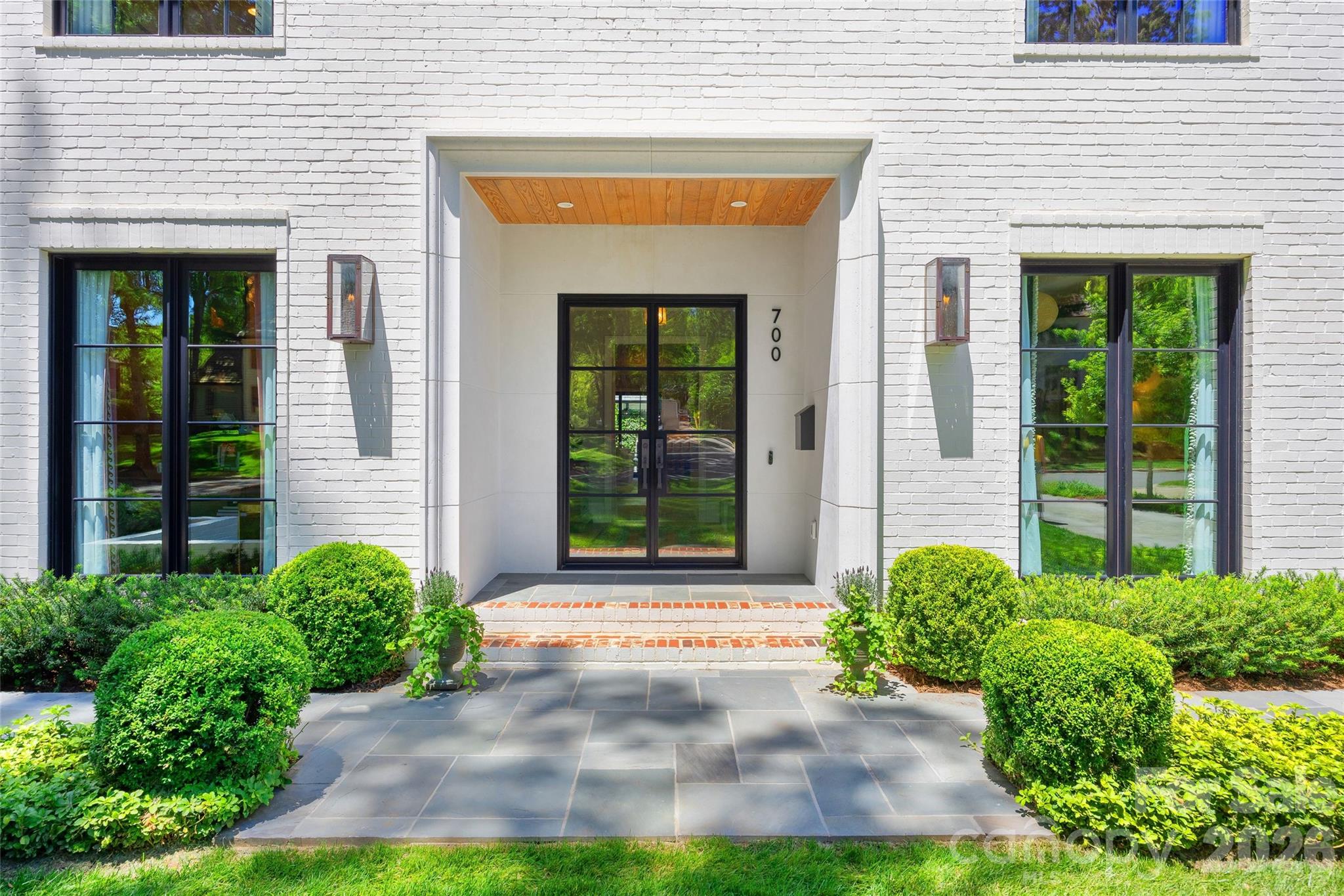 700 Cherokee Road Charlotte NC 28207