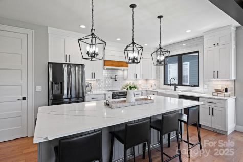 32 Taylor Mountain Road Candler NC 28715