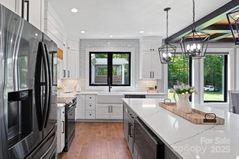 32 Taylor Mountain Road Candler NC 28715