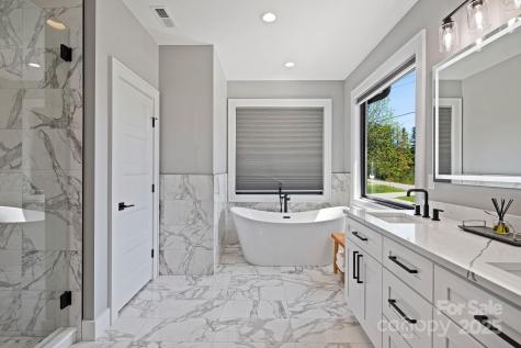 32 Taylor Mountain Road Candler NC 28715