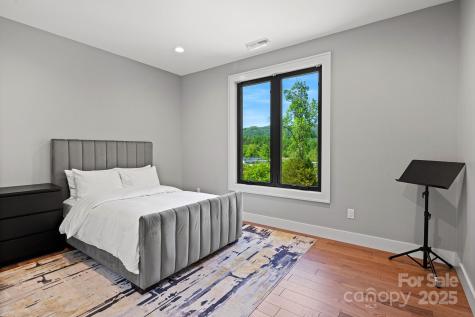 32 Taylor Mountain Road Candler NC 28715