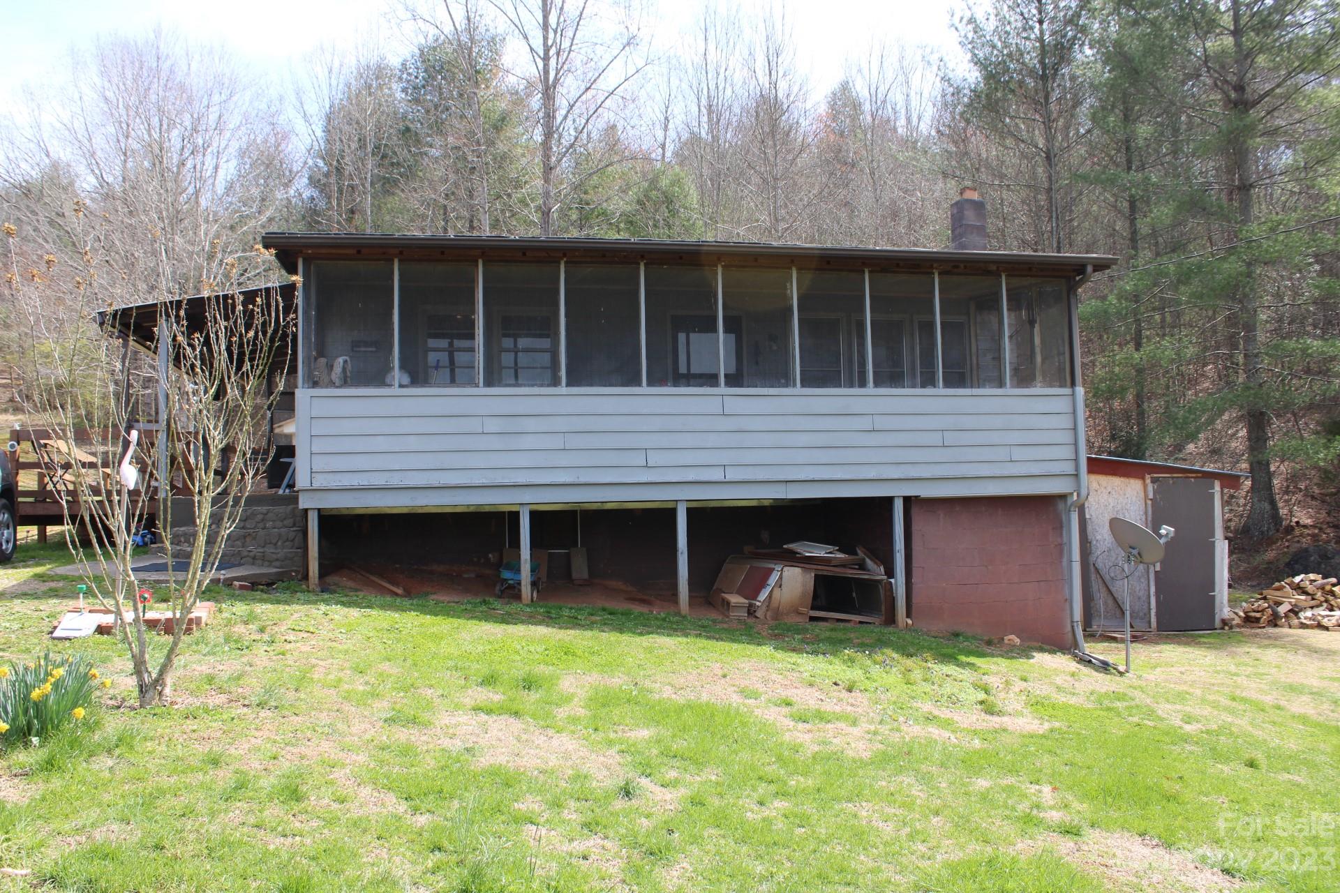 2496 Gladden Road Morganton NC 28655