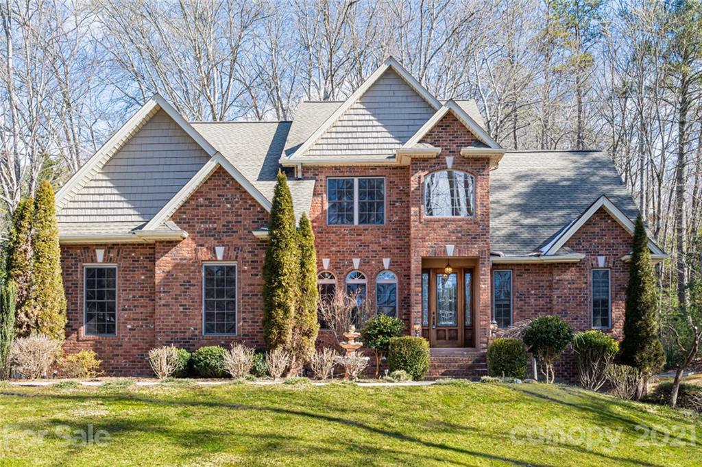 3495 Turnpike Road Horse Shoe NC 28742