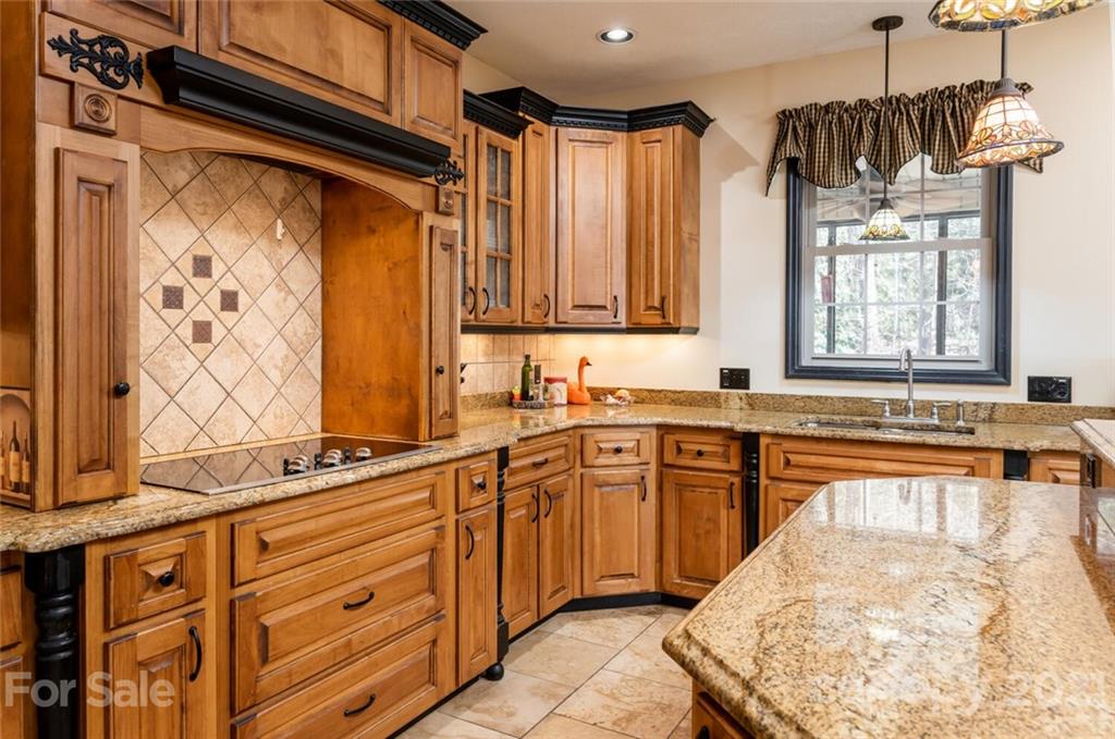 3495 Turnpike Road Horse Shoe NC 28742
