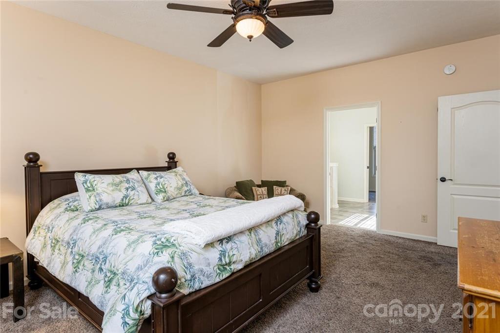 3495 Turnpike Road Horse Shoe NC 28742