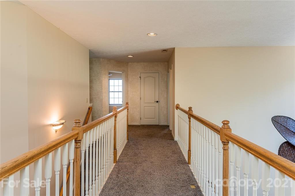 3495 Turnpike Road Horse Shoe NC 28742
