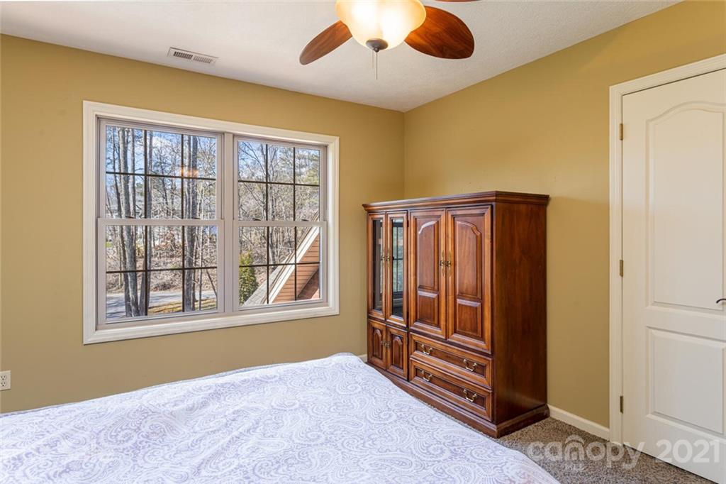 3495 Turnpike Road Horse Shoe NC 28742