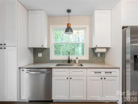 239 Bonnies Meadow Place Asheville NC 28806