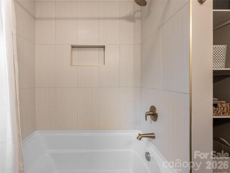 239 Bonnies Meadow Place Asheville NC 28806