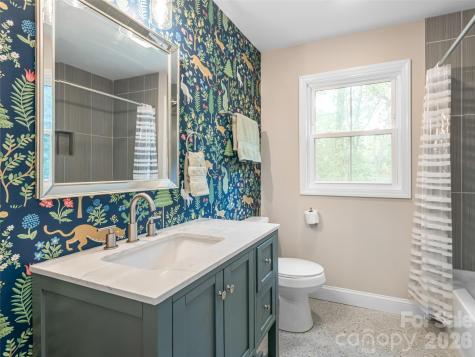 239 Bonnies Meadow Place Asheville NC 28806