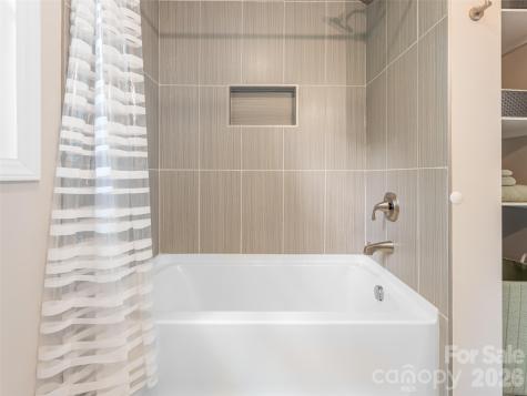 239 Bonnies Meadow Place Asheville NC 28806