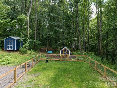 239 Bonnies Meadow Place Asheville NC 28806