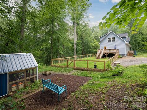 239 Bonnies Meadow Place Asheville NC 28806