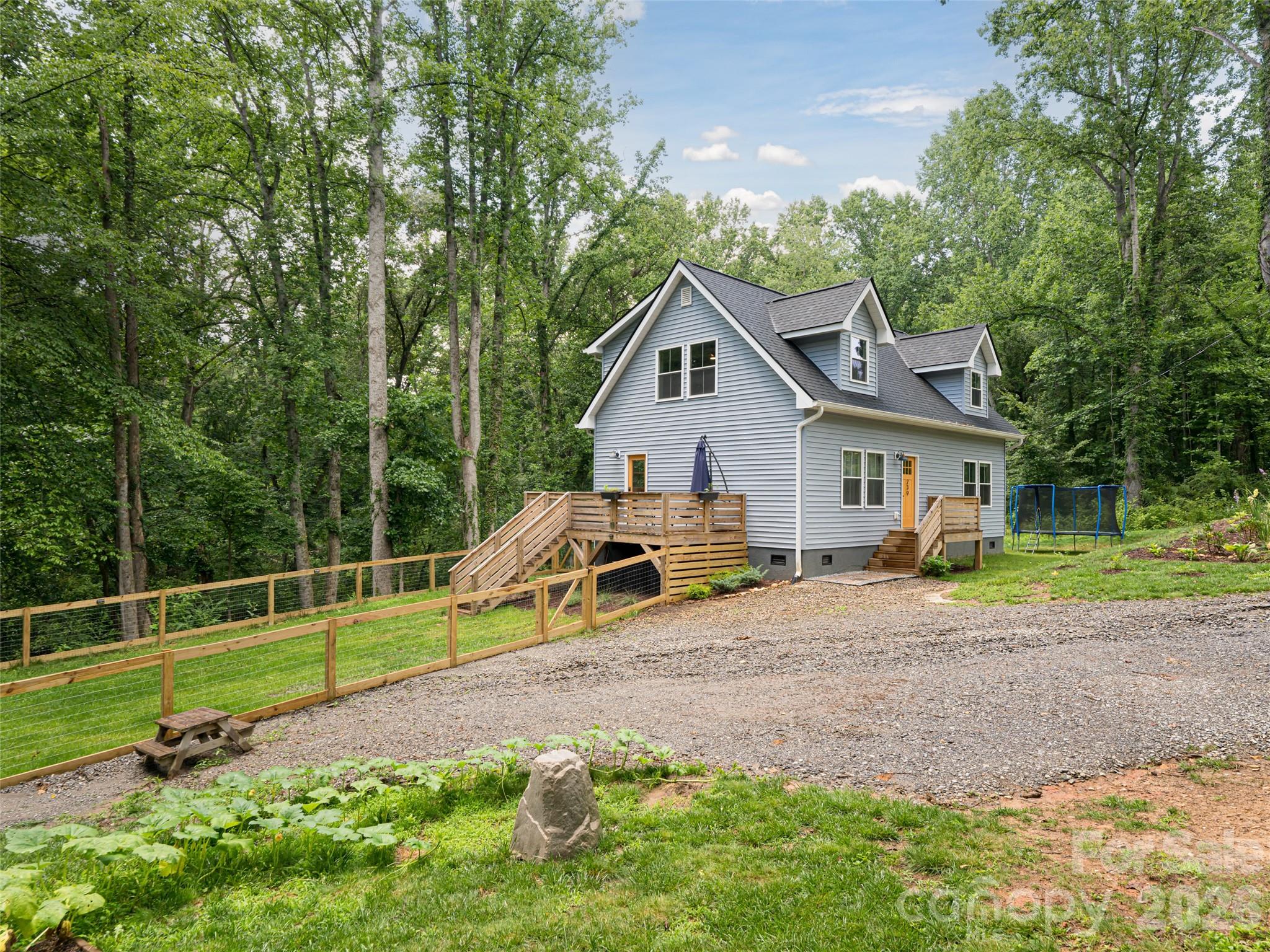 239 Bonnies Meadow Place Asheville NC 28806