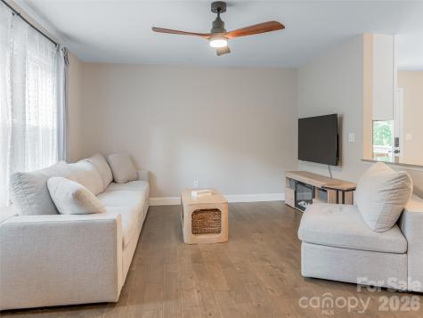 239 Bonnies Meadow Place Asheville NC 28806