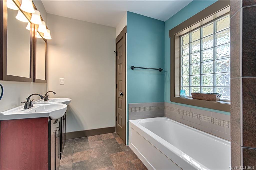 68 Houston Street Asheville NC 28801
