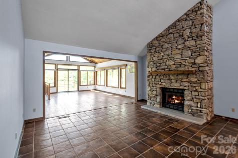 3104 Cove Loop Road Hendersonville NC 28739