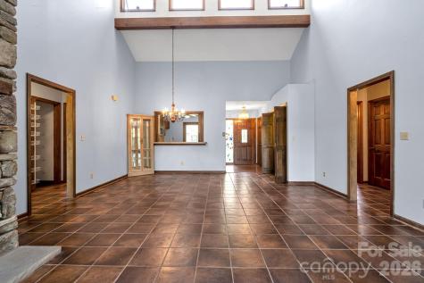 3104 Cove Loop Road Hendersonville NC 28739